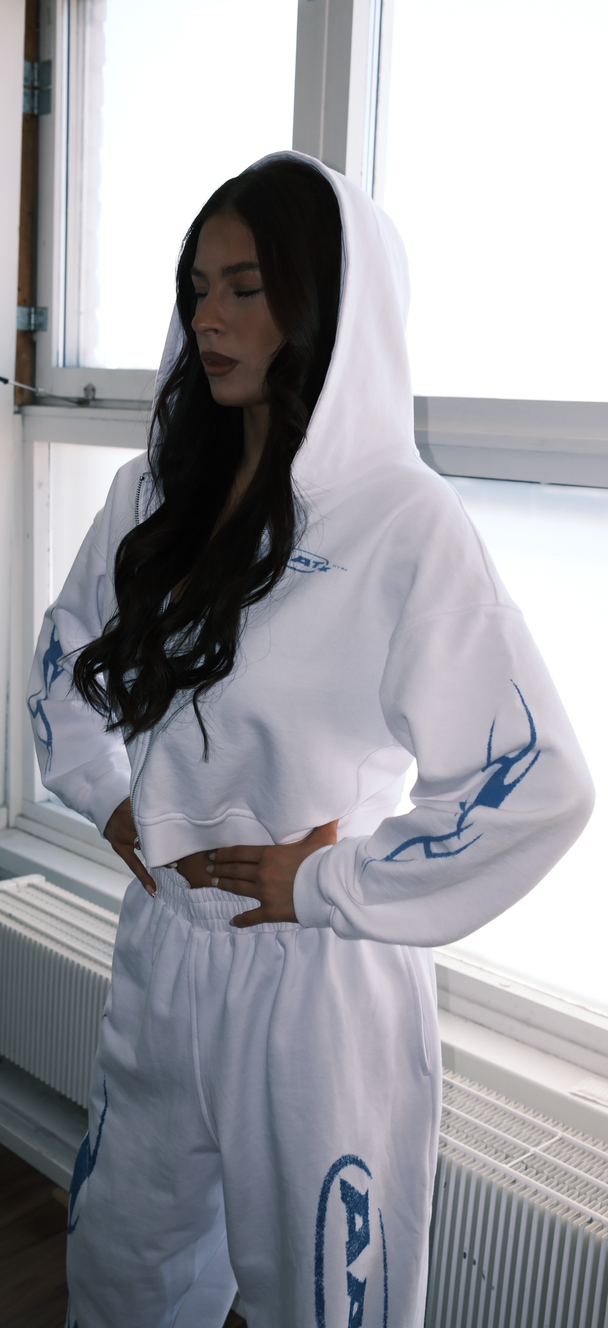 WHITE DBD CROPPED HOODIE // JUNE DROP